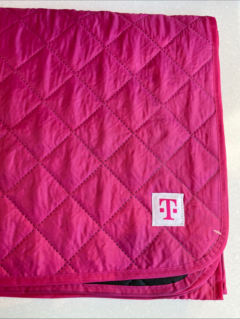 Pink Picnic Blanket Outdoor Travel Blanket Quilted  T Mobile NWOT